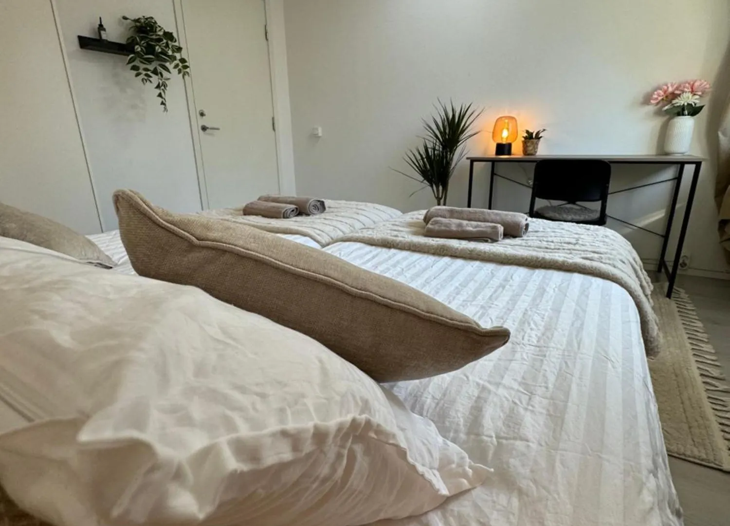 So Easy Stay, Malmoe