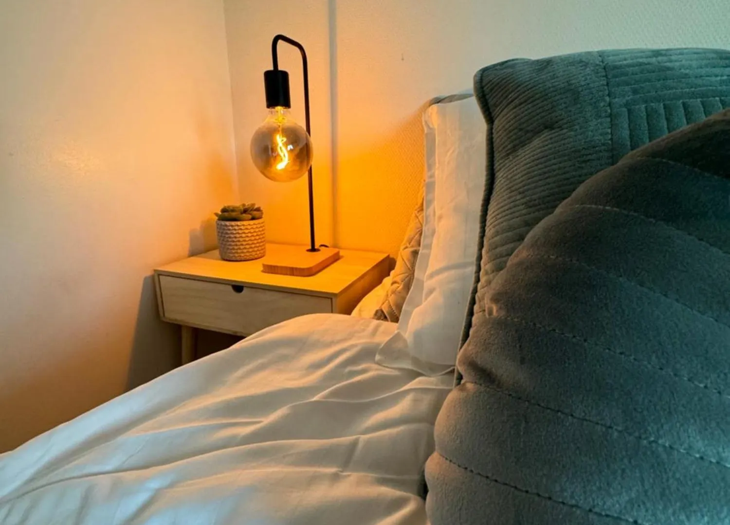 So Easy Stay, Malmoe Homestay